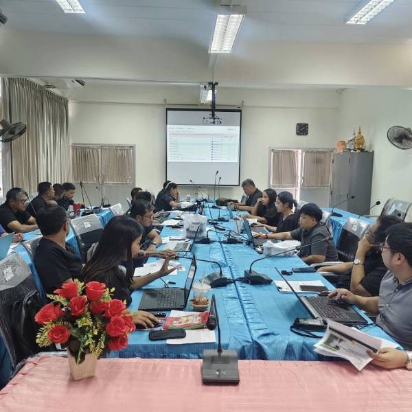 ประชุมแนะนำแนวทางการลงบันทึกข้อมูล ในการฉีดวัคซีนป้องกันโรคระบาดสัตว์ (กคร.4 ออนไลน์ )