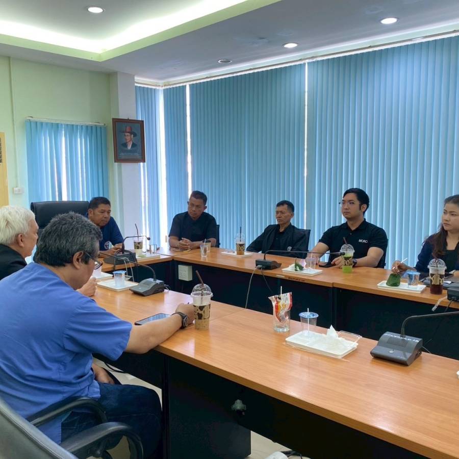 วันที่ 5 มีนาคม 2569 ส่วนส่งเสริมและพัฒนาการปศุสัตว์ ร่วมประชุมหารือแนวทางการเพิ่มประสิทธิภาพการเลี้ยงโคนมและเพิ่มปริมาณผลผลิตและคุณภาพน้ำนมดิบของฟาร์มโคนม สหกรณ์โคนมพัทลุง จำกัด จังหวัดพัทลุง