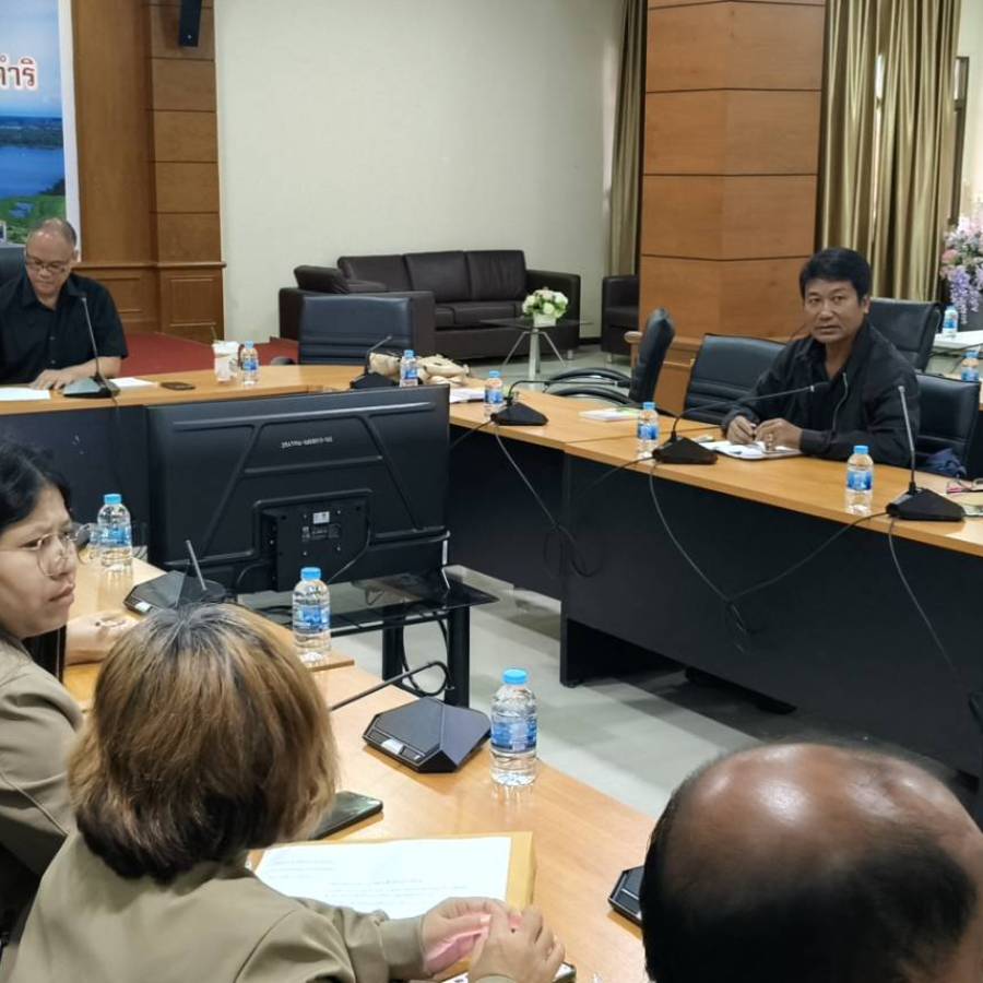 วันที่ 12 มิถุนายน  2569 ส่วนส่งเสริมและพัฒนาการปศุสัตว์ ร่วมประชุมติดตามการดำเนินงาน ของศูนย์ผลิตและส่งเสริมพันธุ์สัตว์พระราชทานปากพนังอันเนื่องมาจากพระราชดำริ จังหวัดนครศรีธรรมราช