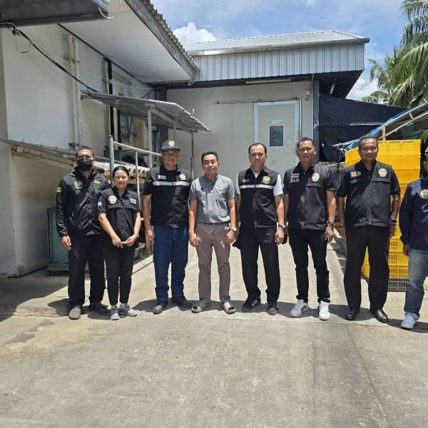 ตรวจสอบห้องเย็นและสถานที่จำหน่ายอาหาร (Food service) ในพื้นที่จังหวัดพัทลุง 