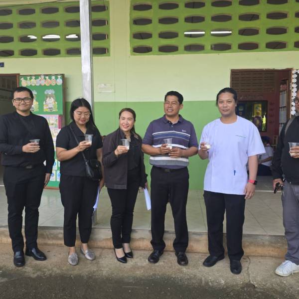 ปศุสัตว์จังหวัดตรัง ลงพื้นที่ให้คำแนะนำ ส่งเสริม กำกับ ติดตามให้มีการปฏิบัติตามประกาศคณะกรรมการอาหารนมเพื่อเด็กและเยาวชน